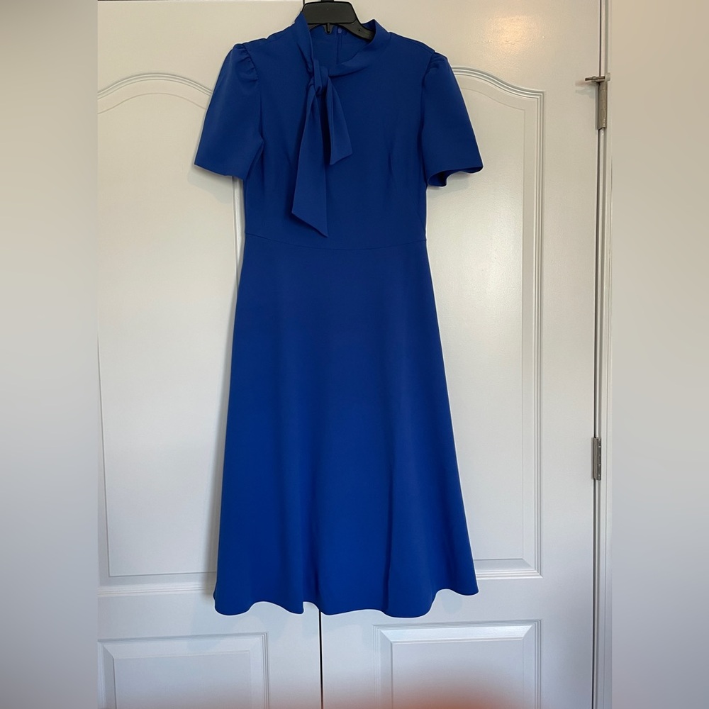 Chic Royal Blue Midi Dress